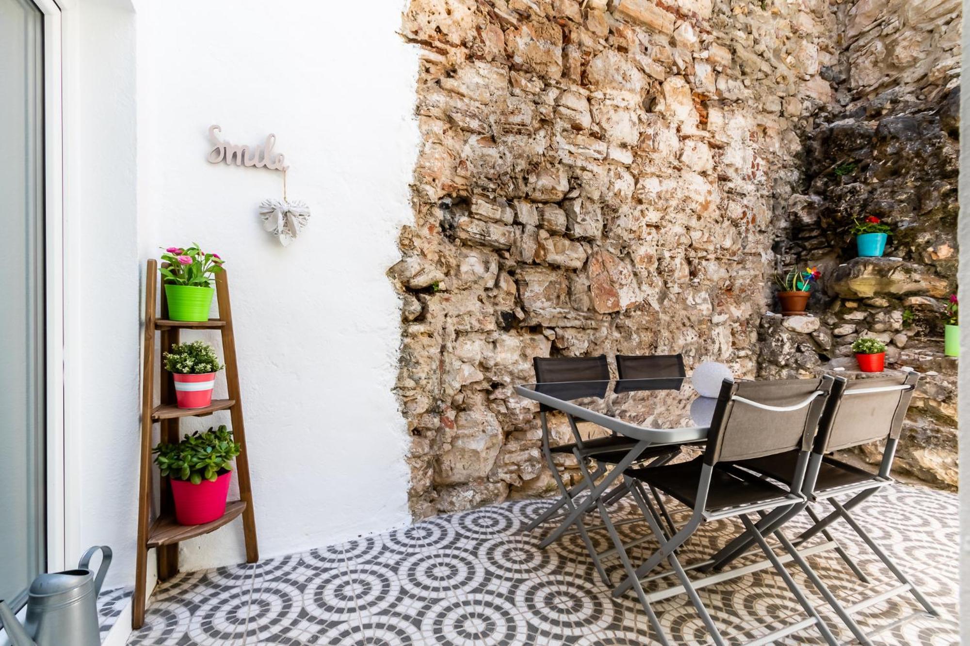Apartment Com Patio Em Frente Paco de Arcos