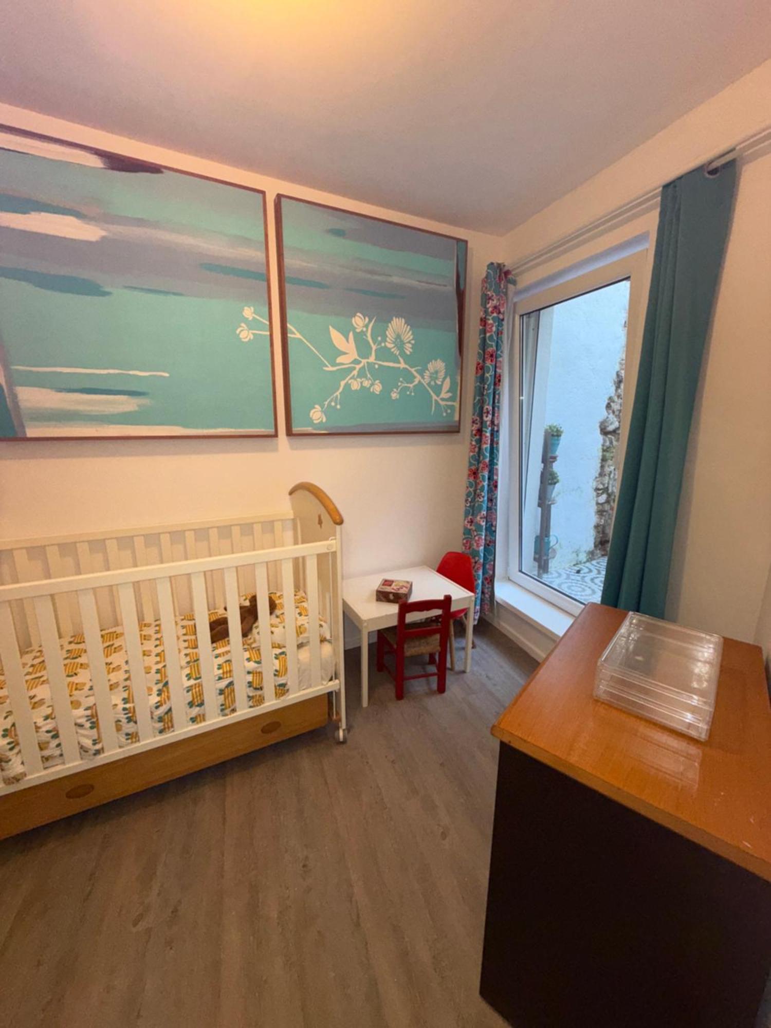 Apartment Com Patio Em Frente *