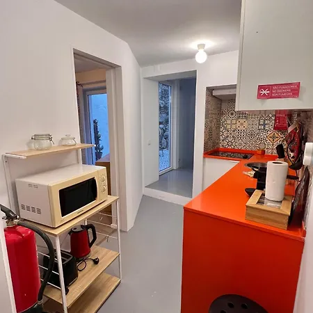 Apartamento Com Patio Em Frente Praia Paco de Arcos Exterior photo