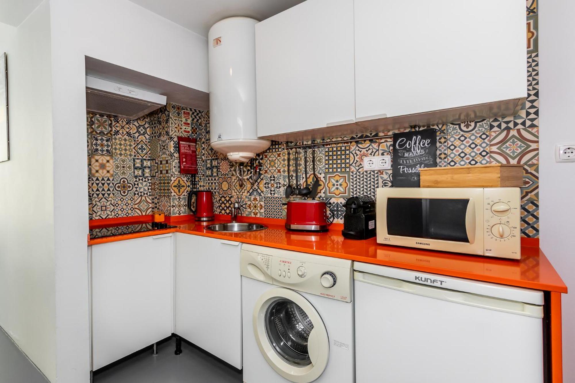 Apartment Com Patio Em Frente