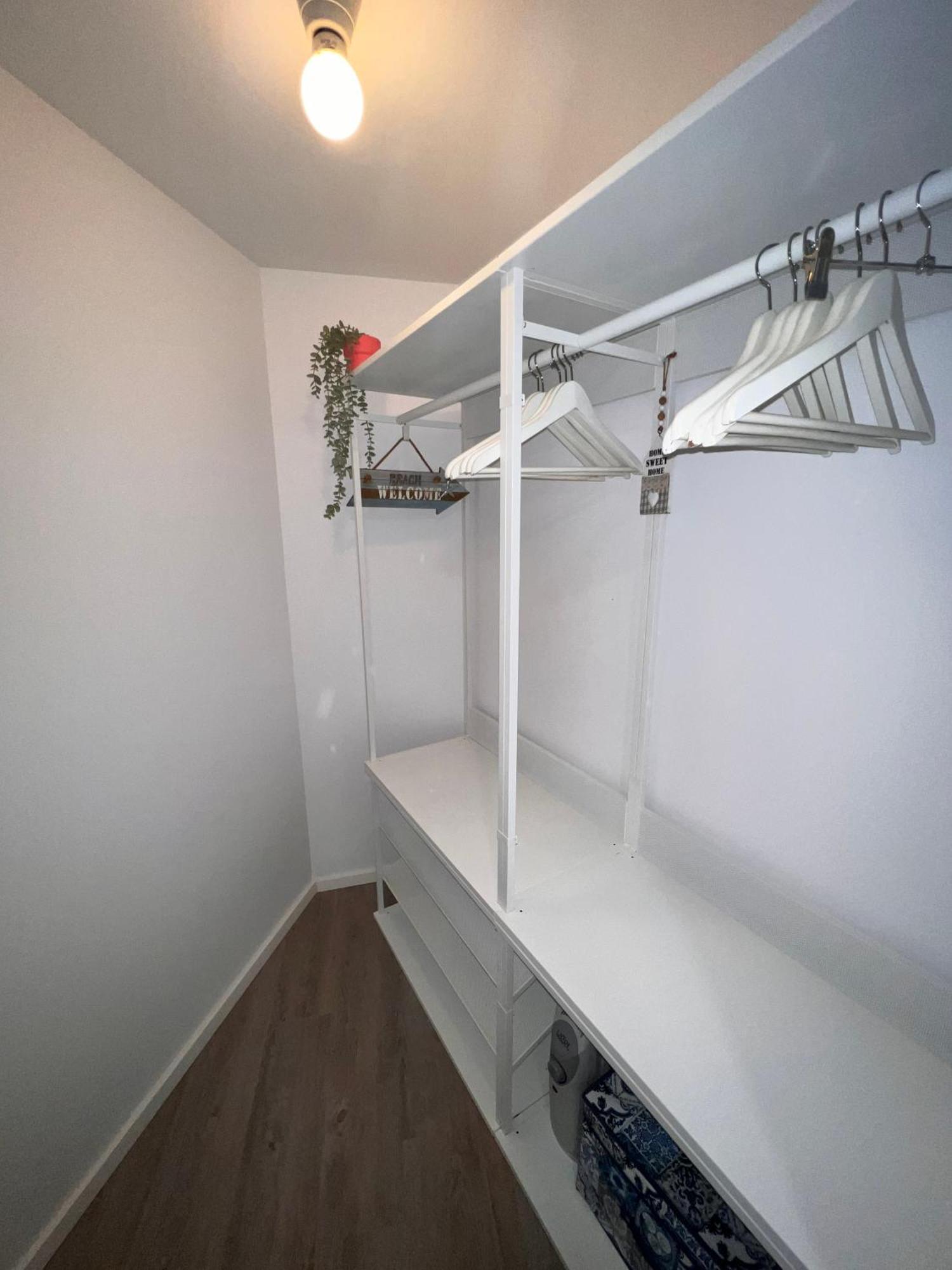Apartment Com Patio Em Frente *