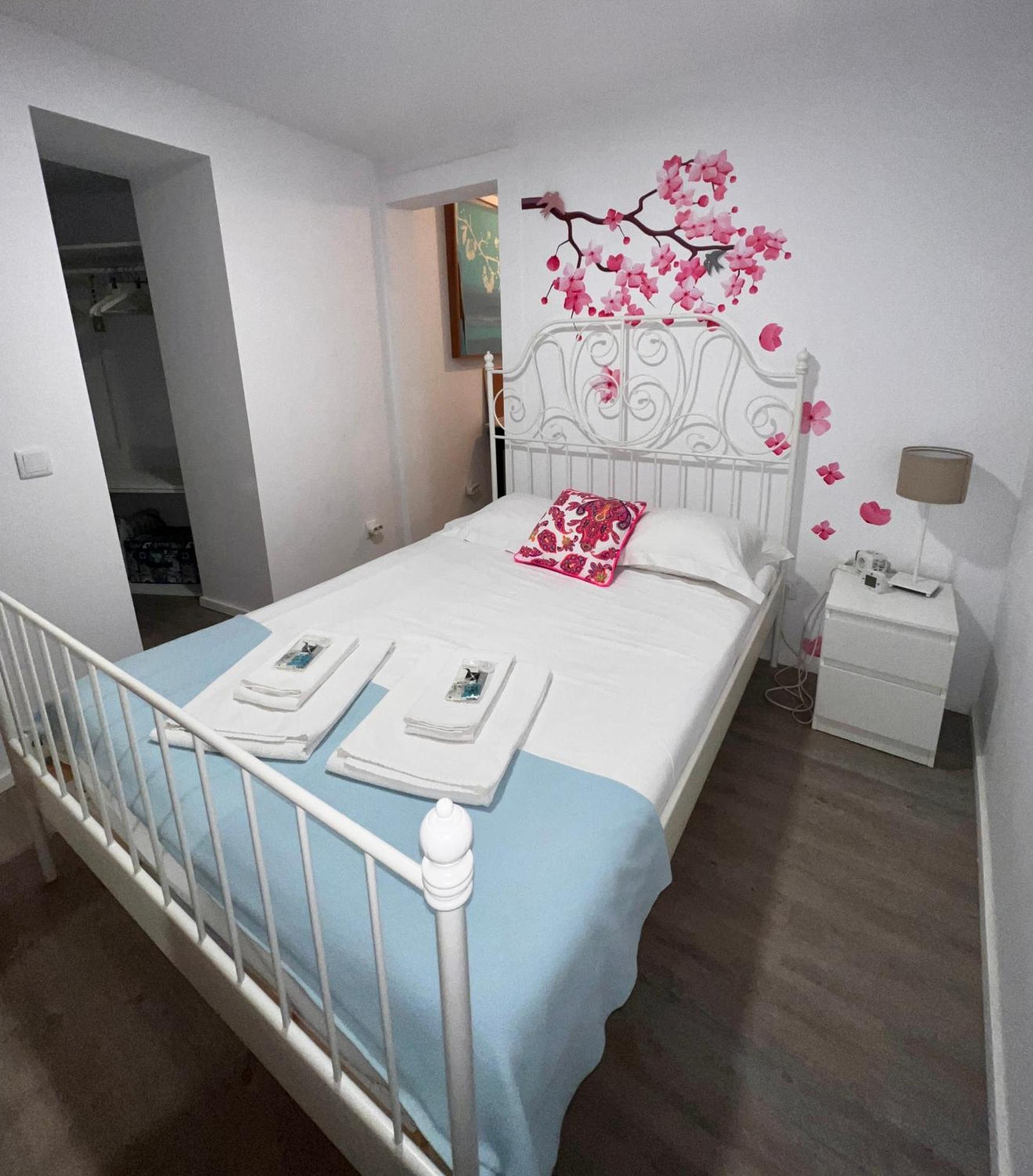 Apartment Com Patio Em Frente Paco de Arcos
